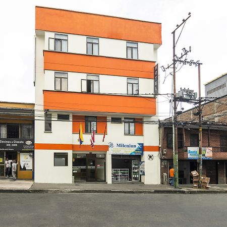 Hotel Los Tunjos Pereira Exteriör bild