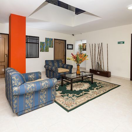 Hotel Los Tunjos Pereira Exteriör bild